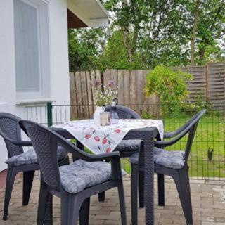Grosser Gartenbungalow Nr 3 Mit Terrasse - Strandvogtei Sellin Екстер'єр фото